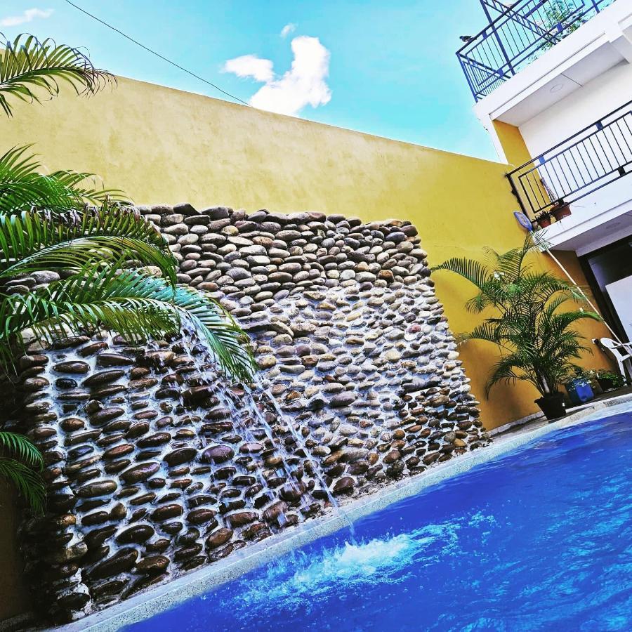 Hotel Victoria Queen Villavieja Extérieur photo